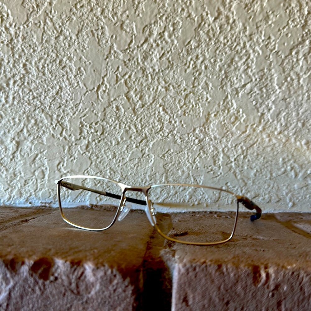 Oakley socket 5.0